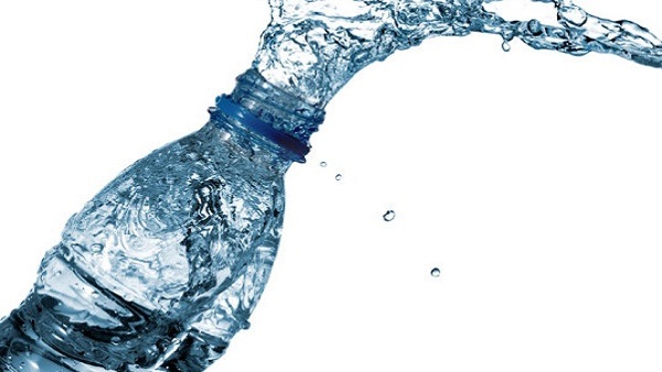 أسعار المياه المعدنية في الإمارات 2024